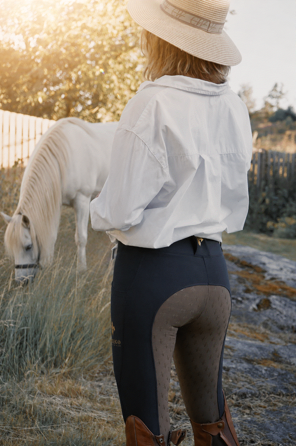 Hazel Riding tights in classic retro style with four-way stretch and silicone grip for equestrian use
