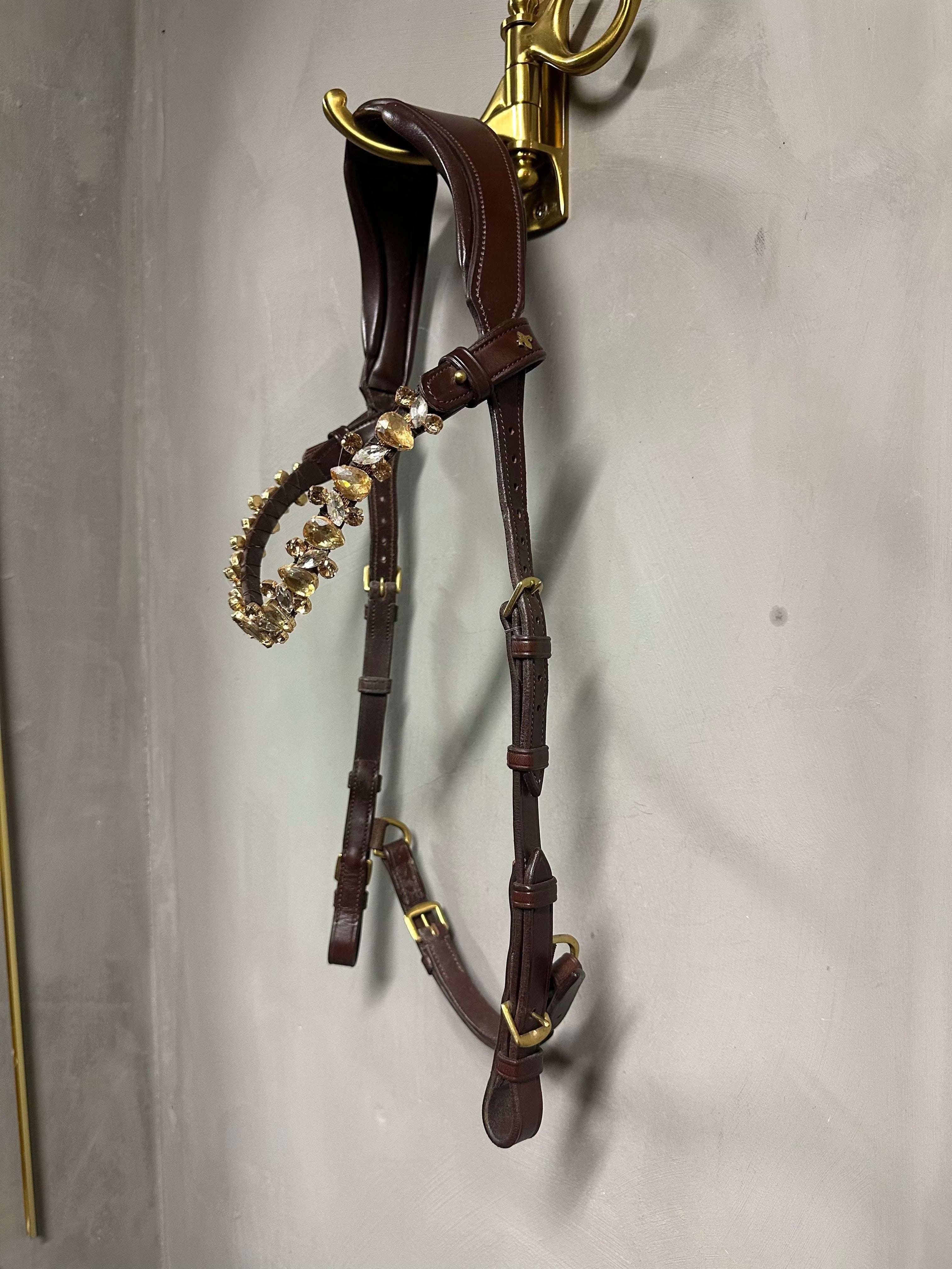 PRE-LOVED Coco bridle in brown with champagne tiara browband and brass details, size full, gently used with all crystals intact