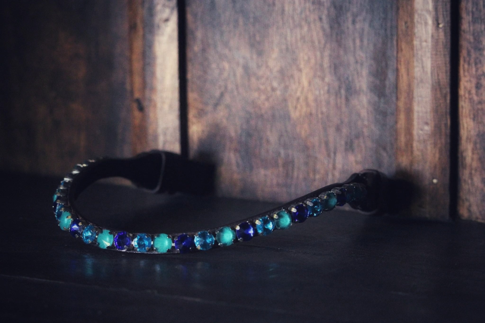 Chunky Swarovski Emerald in the sky