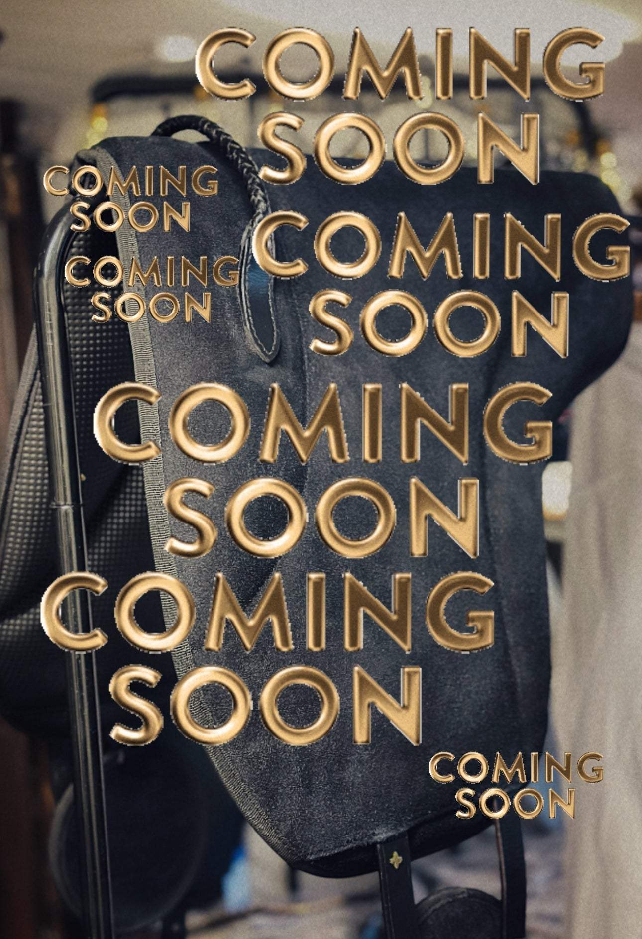 MASEGO bareback pad made of high quality suede with leather straps and braided handle, designed for comfortable riding and great grip on horses.