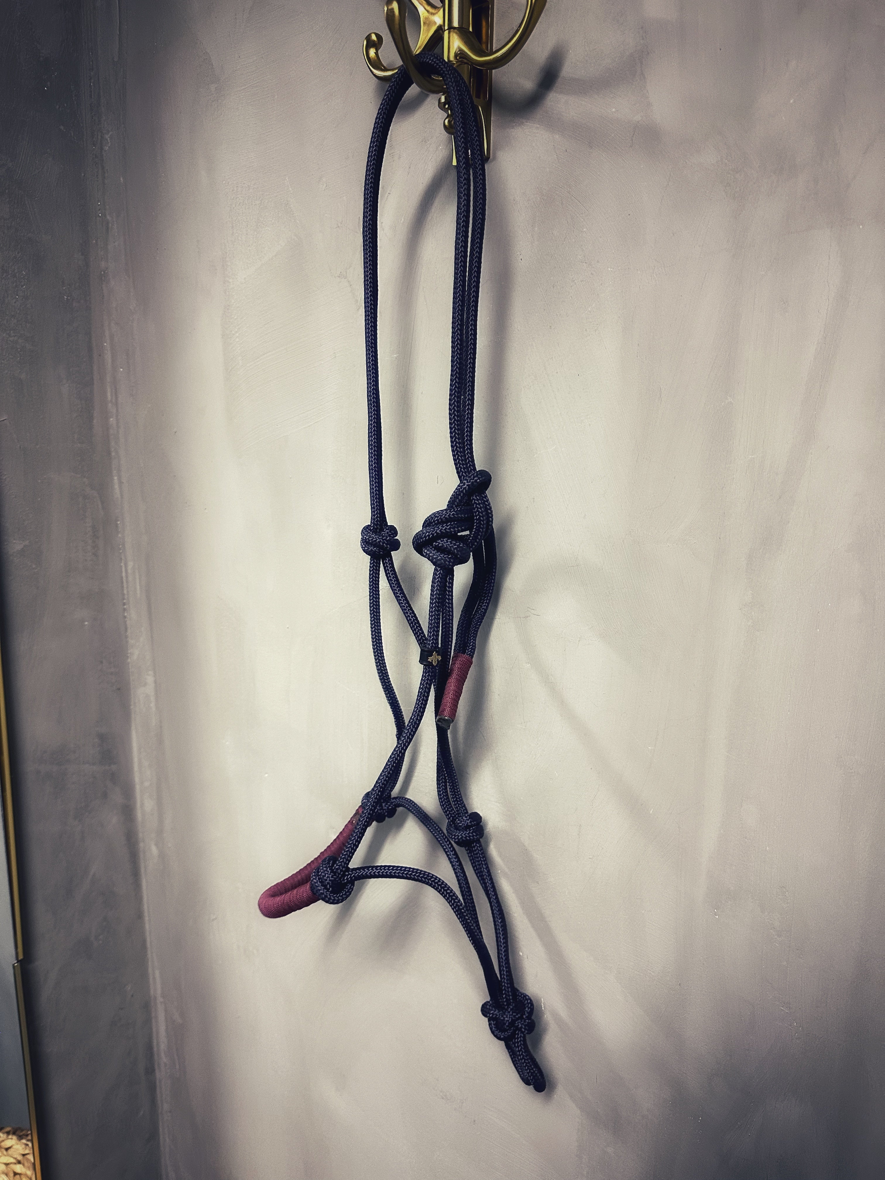 Nira ropehalter