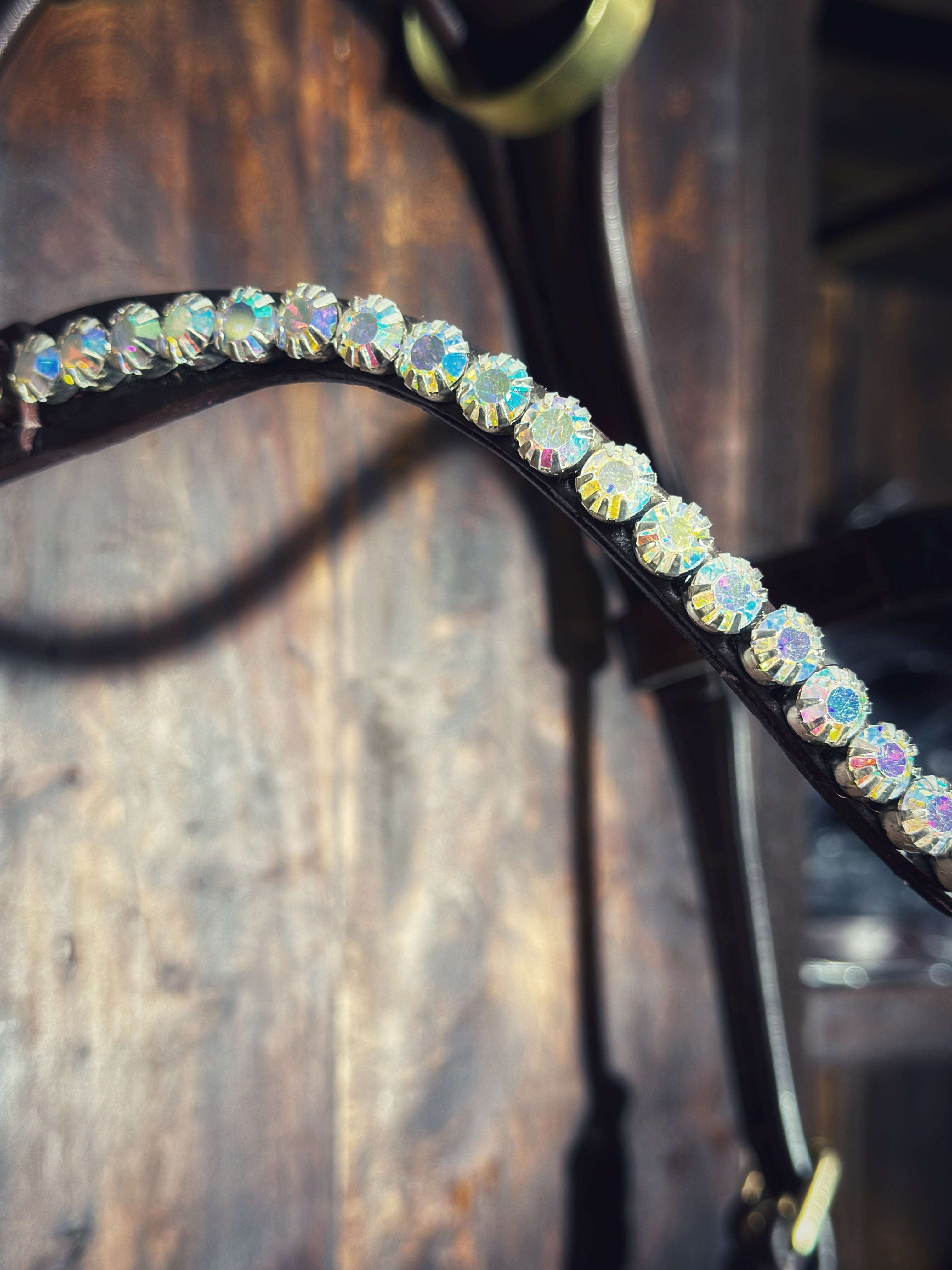 White rainbow U-shape